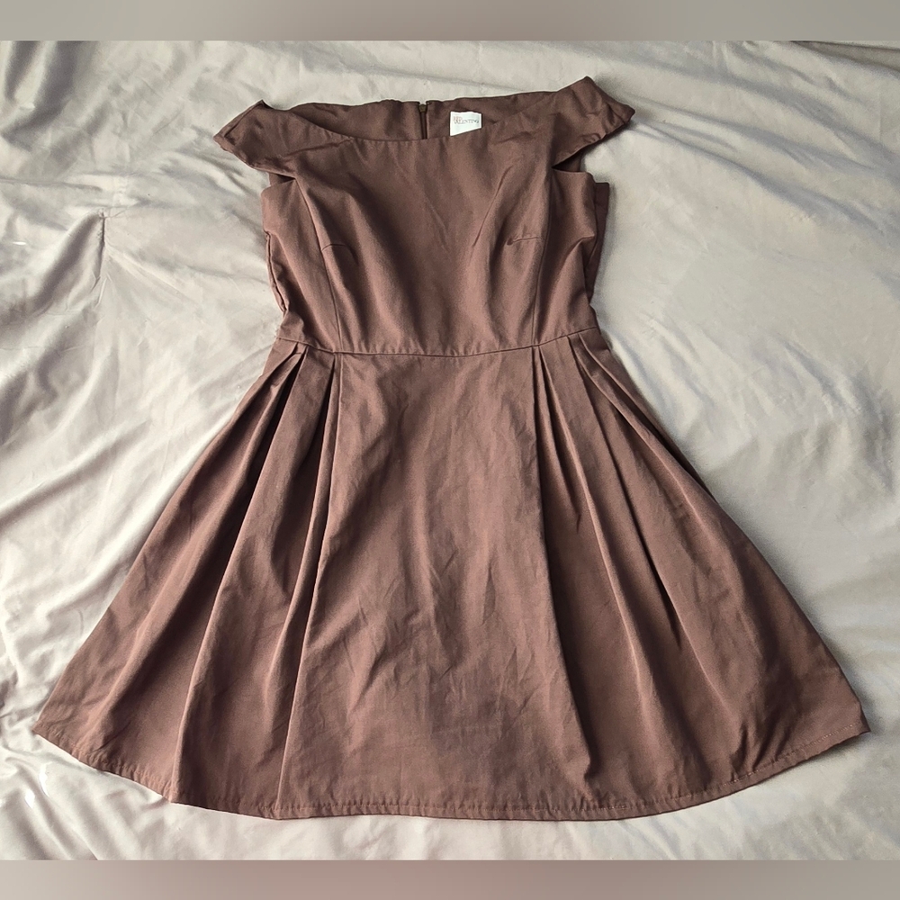 RED Valentino Boatneck Brown Dress Size 6